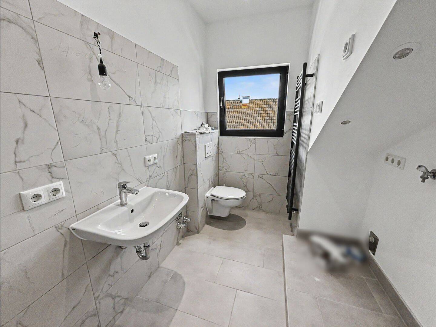 Modernisierte 2-Zimmer-Wohnung mit sonnigem Balkon in Trudering – München – Vorschaubild 9