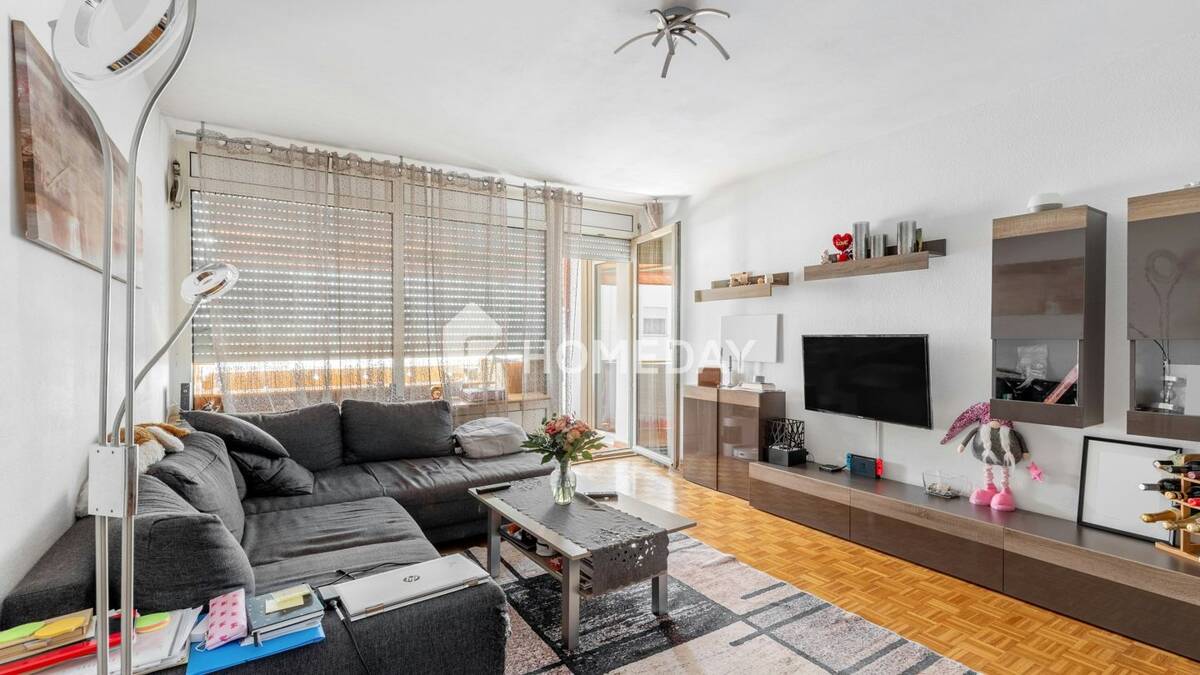Wohnen mit Loggia: gepflegte Drei-Zimmer-Wohnung in guter Lage – 68723 Schwetzingen – Bild 1 von 9