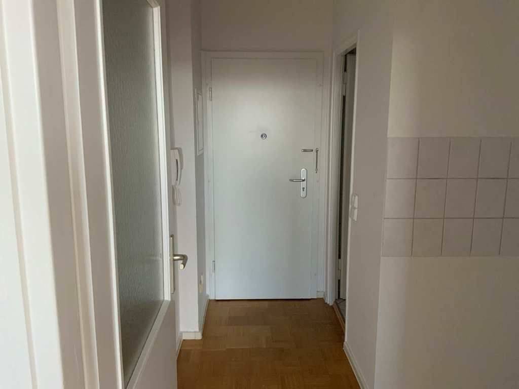 1-Raumwohnung mit Dusche und Aufzug im Zentrum