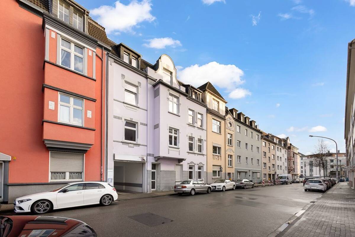 Wohnen oder investieren - attraktive Eigentumswohnung in Bestlage von Essen-Rüttenscheid – 45131 Essen – Bild 1 von 9