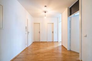 Großzügige 4-Zimmer-Wohnung mit besonderem Charakter in der begehrten Maxvorstadt – 80799 München – Vorschaubild 5