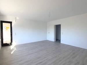 Helle sanierte 3 Zimmer Wohnung mit Balkon, Garage und Keller – 90765 Fürth – Vorschaubild 7