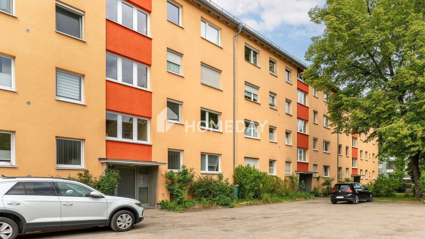 Großzügige 4-Zimmer-Wohnung mit West-Loggia
