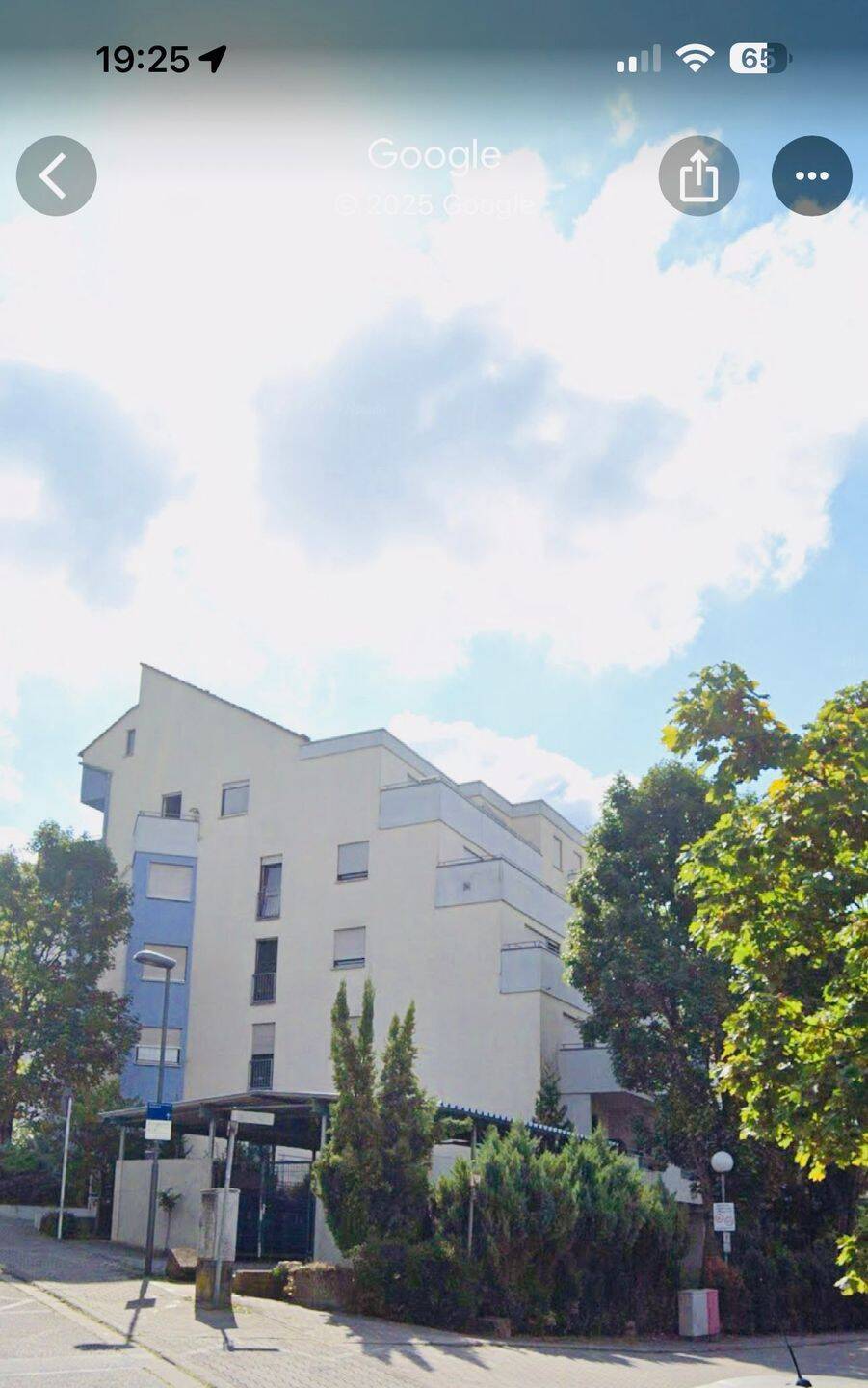 Schöne 3 Zimmer Wohnung mit Parkplatz und Nähe Weinbergen in Heidelberg