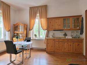 (EF1296_M) Dresden: Blasewitz, preiswerte möblierte Wohnung mit Dusche und Wanne in denkmalgeschützter Villa – 1277 Dresden – Vorschaubild 3