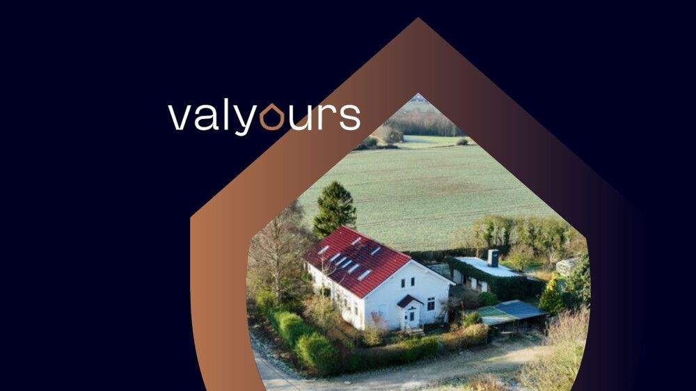 Zwei Häuser. Ein Rückzugsort. - Großzügiges Doppelhaus in idyllischer Alleinlage von Probsteierhagen – Probsteierhagen – Bild 1 von 9