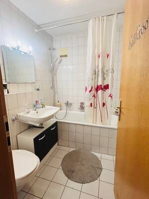 Moderne 1,5-Zimmer-Wohnung mit Balkon und Tiefgaragenstellplatz – 78467 Konstanz – Vorschaubild 5