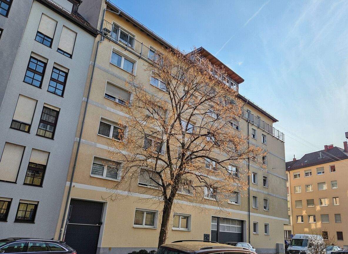 VON POLL | Keine gewöhnliche Wohnung sondern hier erwartet Sie ein Zuhause mit Charakter! – Nürnberg – Vorschaubild 2