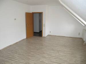 Schöne Dachgeschoss-Wohnung in bester Citylage – 8209 Auerbach – Vorschaubild 6
