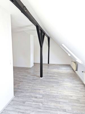 KEINE ANRUFE !! Helle 3 Zimmer Wohnung im Dachgeschoss - Nähe Weser !! – 28777 Bremen – Vorschaubild 8