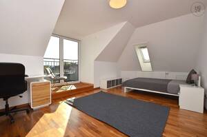 Modern möbliertes WG-Zimmer in Würzburg/Altstadt mit Wlan – 97080 Würzburg – Vorschaubild 3