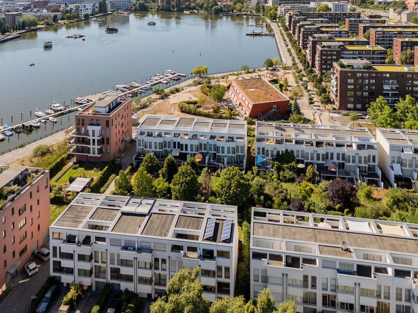 Wohnen am Wasser mit unverbaubarem Blick – Berlin – Bild 1 von 9