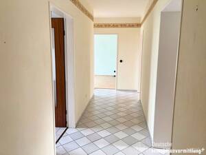Wohnen nahe der Ostsee - 3 Zimmer mit Balkon – 23570 Lübeck – Vorschaubild 3