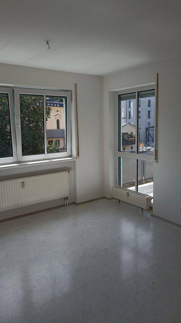 "Ihr Morgenkaffee mit Flussblick - 3 Zimmer, Loggia & unverbaubare Wasserlage in Leipzig Plagwitz" – Leipzig – Vorschaubild 9