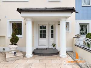 *** LUXUS PUR! inkl. Garten, Einbauküche, Kamin, 2 TG, 2 Saunen uVm.*** – 81735 München – Vorschaubild 3