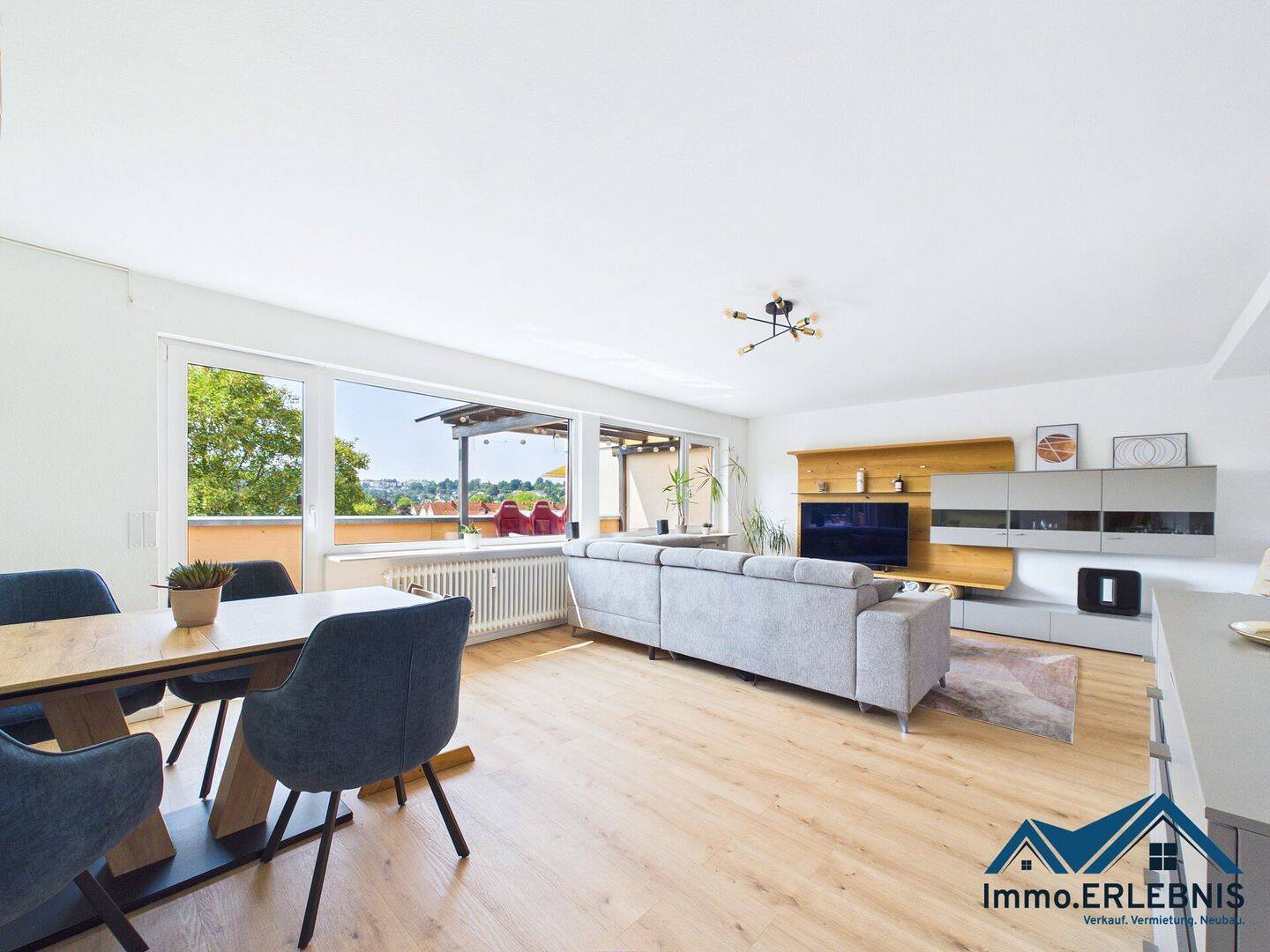 135 m² Penthouse-Feeling - 80 m² Traumterrasse, einzigartig, Küche, Garage, Keller, einfach WOW...!
