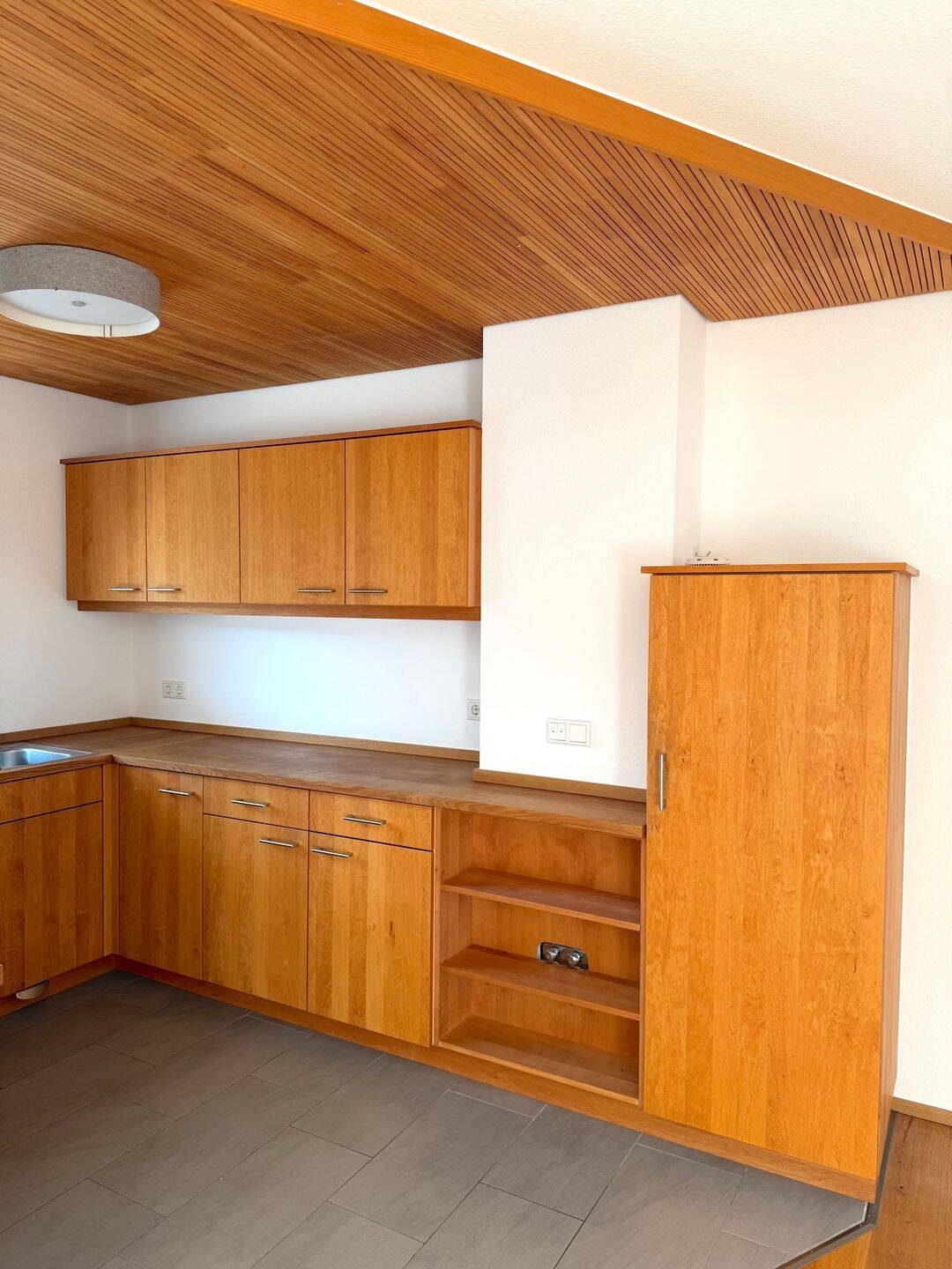 Exklusive 4-Zimmer Wohnung mit EBK + TG-Stpl. im Freiburg Osten – Freiburg im Breisgau – Vorschaubild 9