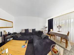 Vermietete 3-Zimmer-Wohnung mit Süd-Balkon, Aufzug und Stellplatz in gefragter Lage von Frankfurt-Oberrad – 60599 Frankfurt am Main – Vorschaubild 7
