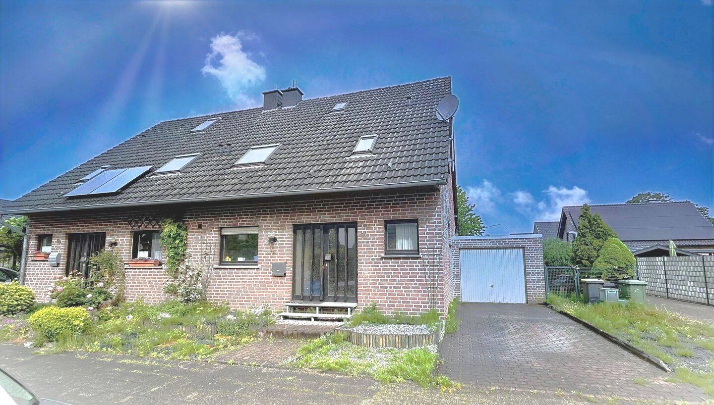 Die perfekte Doppelhaushälfte für ihre Familie – Kevelaer – Bild 1 von 9