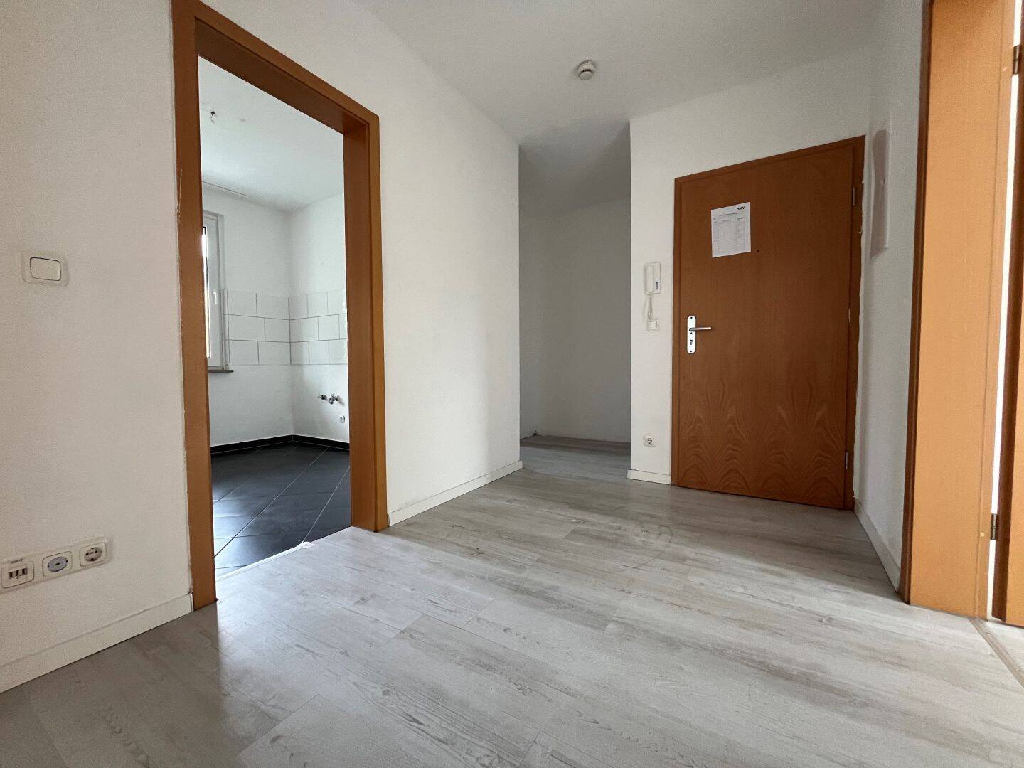 Renovierte 3-Zimmer-Etagenwohnung in Duisburg-Vierlinden – Duisburg – Vorschaubild 6