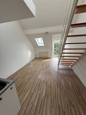 1 Zimmer Maisonette, Kochnische, Bad, Uni-Nähe – 34127 Kassel – Vorschaubild 4