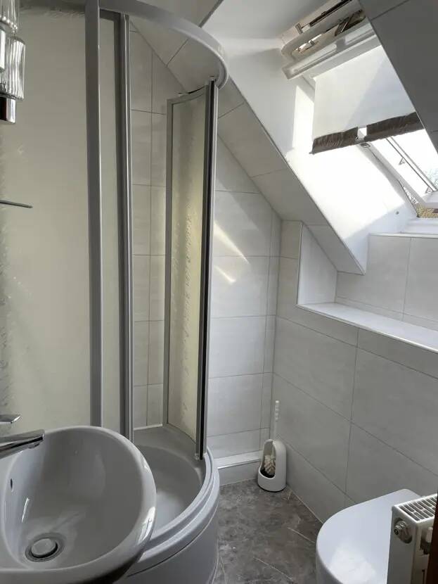 Frisch renoviertes Haus mit Garten, Garage & südlicher Terrasse – ruhige Lage in Northeim – Northeim – Vorschaubild 3