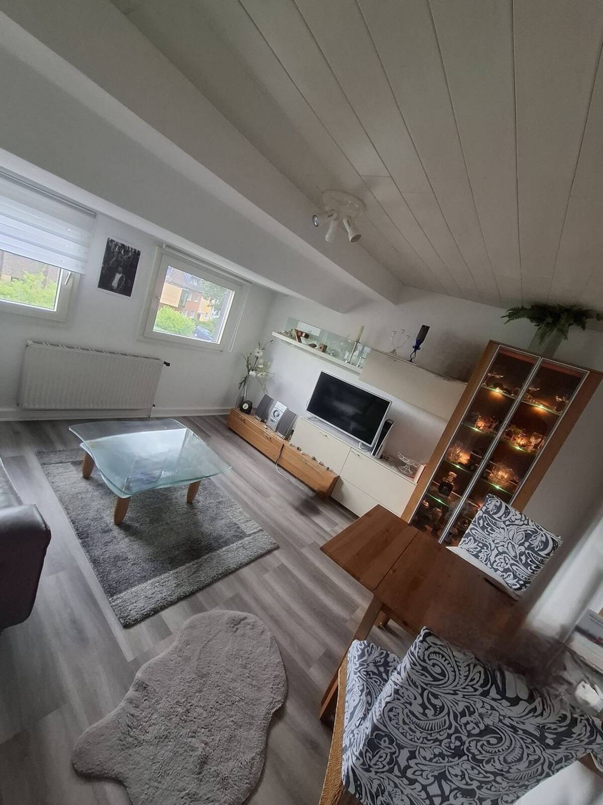 Möblierte Wohnung zu vermieten – 44795 Bochum – Bild 1 von 8