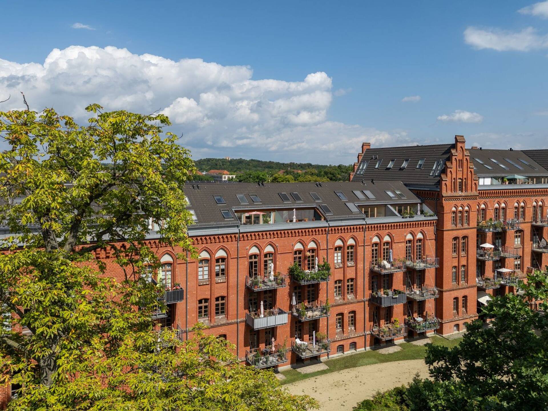 Dachgeschosswohnung in 14469 Potsdam mit 91 m² kaufen