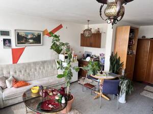 Die Lage macht´s ... Vermietetes Apartment mit großem Fenster ... – 90766 Fürth – Vorschaubild 2