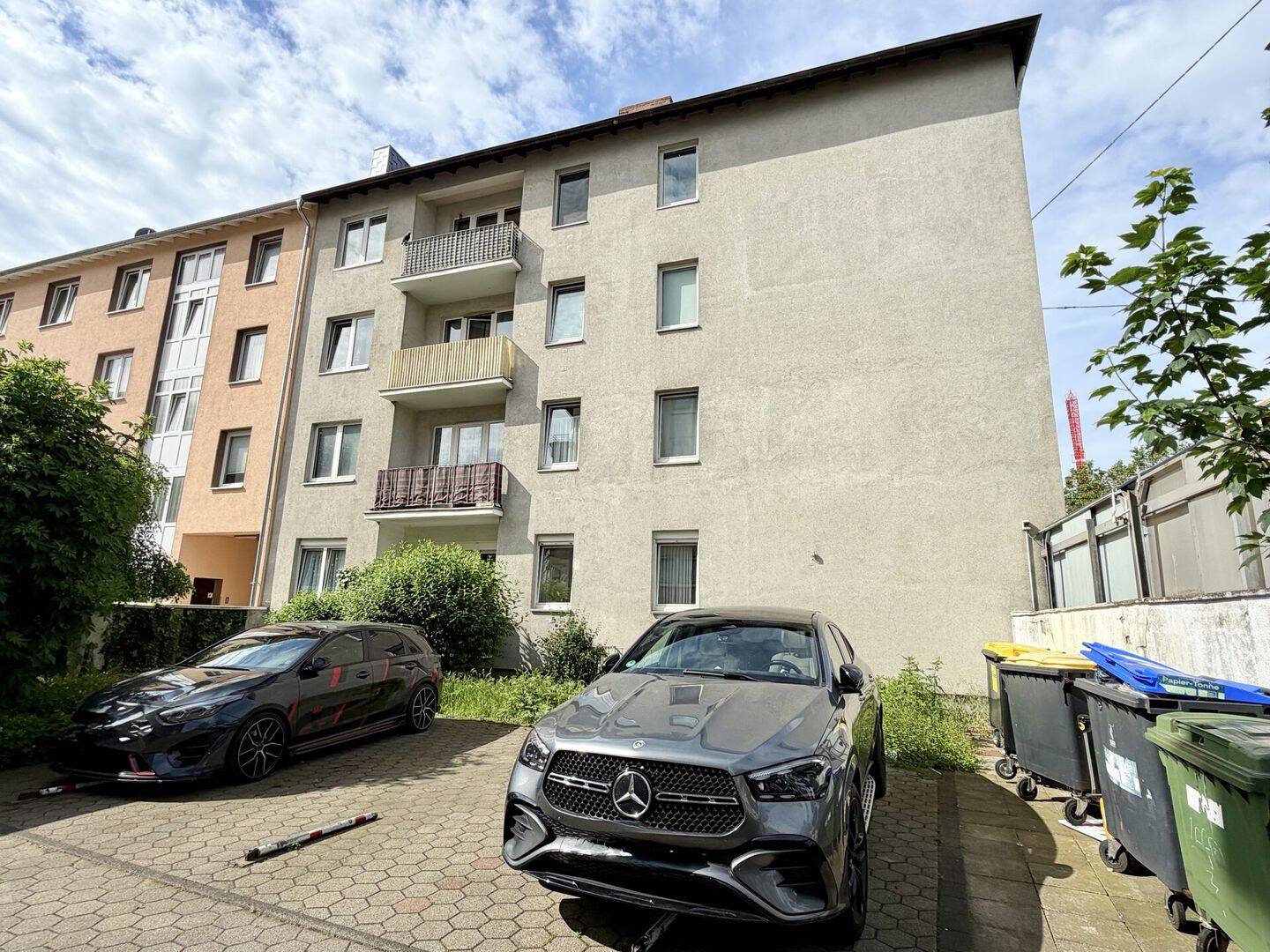 Investmentpaket: 2 Mehrfamilienhäuser und 1 Wohn- und Geschäftshaus in Bochum-Zentrum – Bochum – Vorschaubild 8