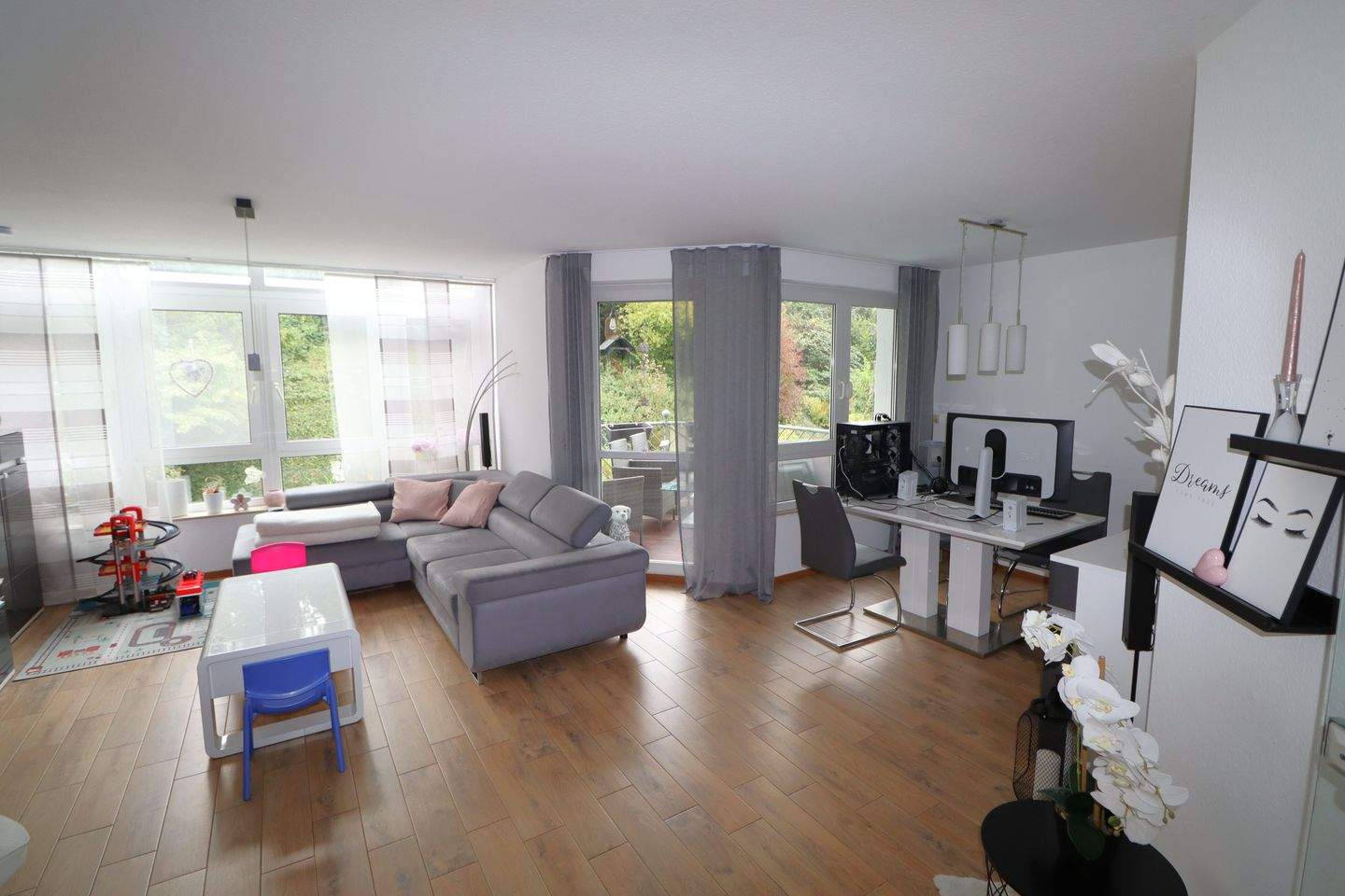 Schöne 3,5-Zimmer-Wohnung mit sonnigem Balkon – Hagen – Vorschaubild 2