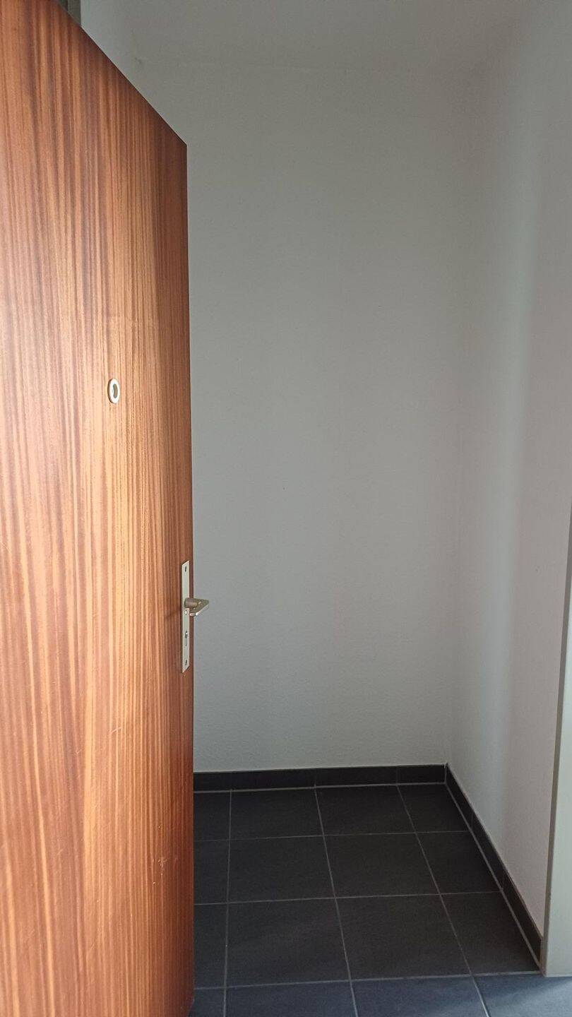 Studenten, Pendler, Auszubildende... aufgepasst! 1-Zimmer-Apartment ohne Balkon in bester Lage! – Nürnberg – Vorschaubild 8