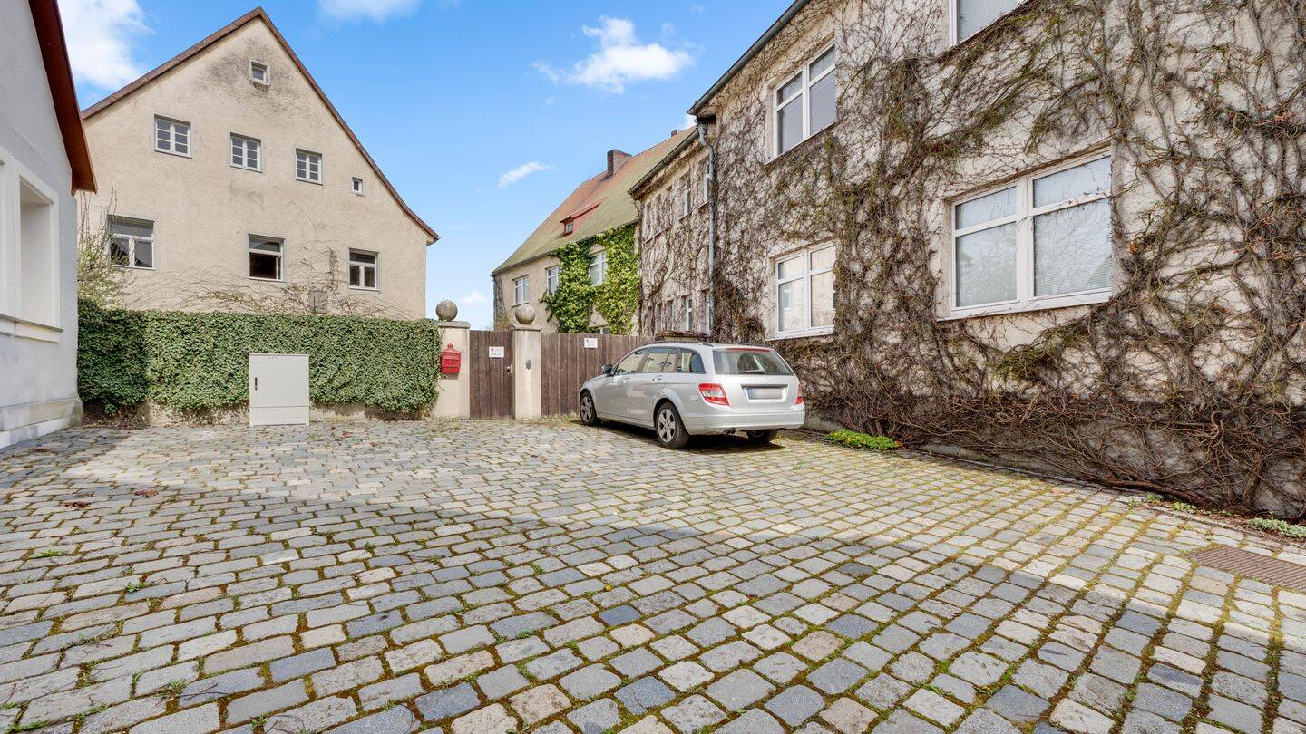 Historisches Schmuckstück! Wohnhaus in zentraler Innenstadtlage mit denkmalgeschütztem Fabrikgebäude – Creußen – Vorschaubild 9