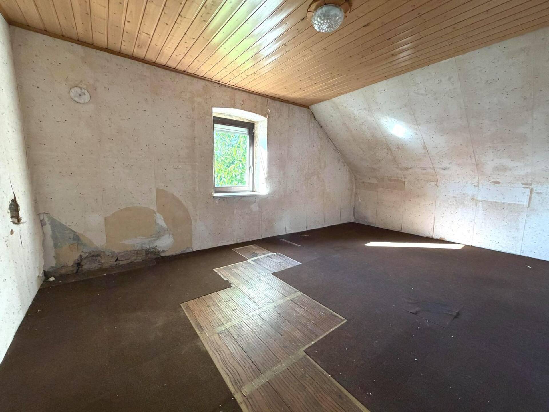 Haus in 66399 Mandelbachtal mit 174 m² kaufen