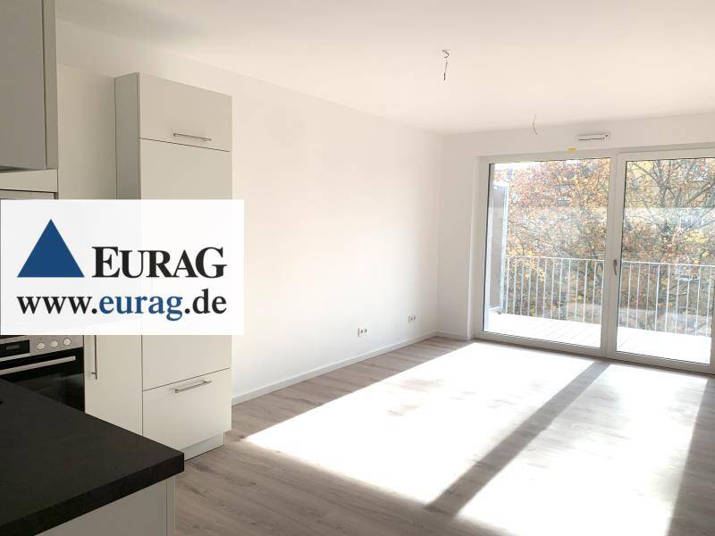 N-Schweinau: Erstbezug! Schöne, helle 2-Zi-Whg. (4.OG) mit EBK, HWR, Balkon und Aufzug