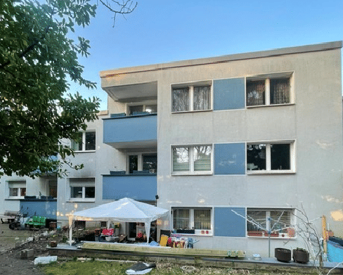 2 Häuser (Betondecken) mit Balkone + 3 Garagen... zum Kaufpreis von nur 680,- Euro pro m² Wohnfl.! – Gelsenkirchen – Bild 1 von 2