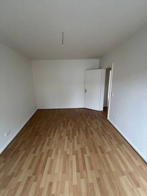 Willkommen in Ihrem neuen Zuhause! Charmante 3-Zimmer-Wohnung im Herzen von Kiel. – 24118 Kiel – Vorschaubild 5
