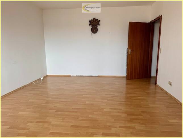 3-ZImmerwohnung mit Balkon im 5.OG, Kellerraum in Bonn Beuel – Bonn – Vorschaubild 5