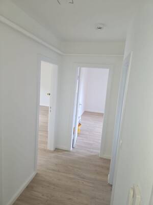 Helle 2-Zimmer Wohnung mit Balkon und Blick ins Grüne
