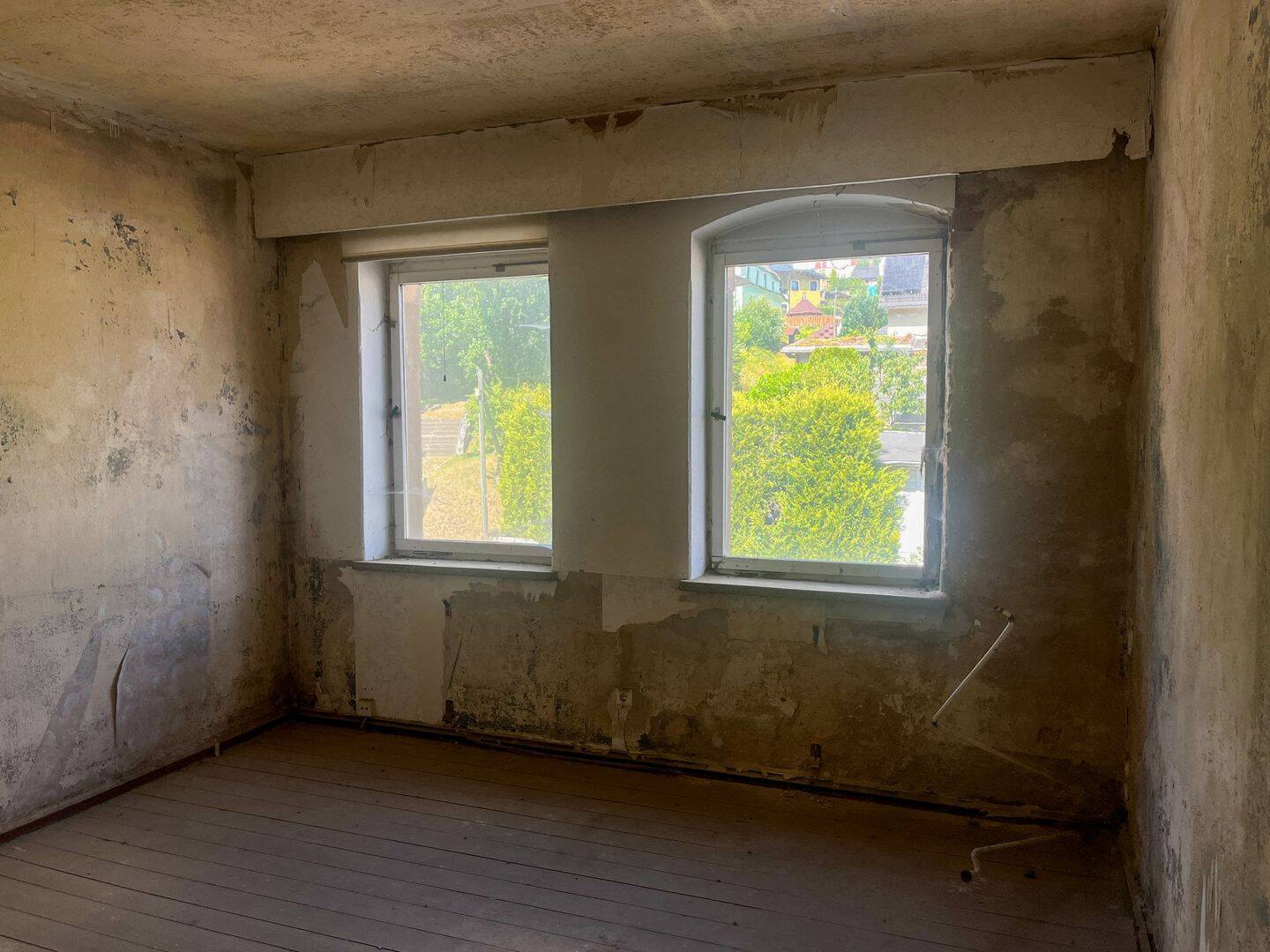 Charmantes Gründerzeit-Mehrfamilienhaus mit zeitloser Eleganz und Potenzial. – Chemnitz – Vorschaubild 8
