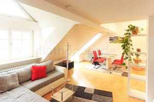 Einzigartige 3,5-Zimmer-Maisonette-Wohnung am Mönchsberg in Zuffenhausen – 70435 Stuttgart – Vorschaubild 1