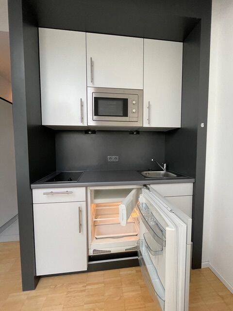 NEU !!! TOP-Möbliertes Apartment mit Einbauküche in Erlangen Zentrum – Erlangen – Vorschaubild 7