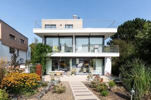 Exklusive Maisonettewohnung in neuwertigem Architektenhaus in Harleshausen!