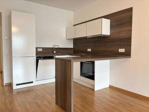 WOW! Moderne 3-RW mit neuer EBK + Balkon und Gäste-WC – 1069 Dresden – Vorschaubild 4
