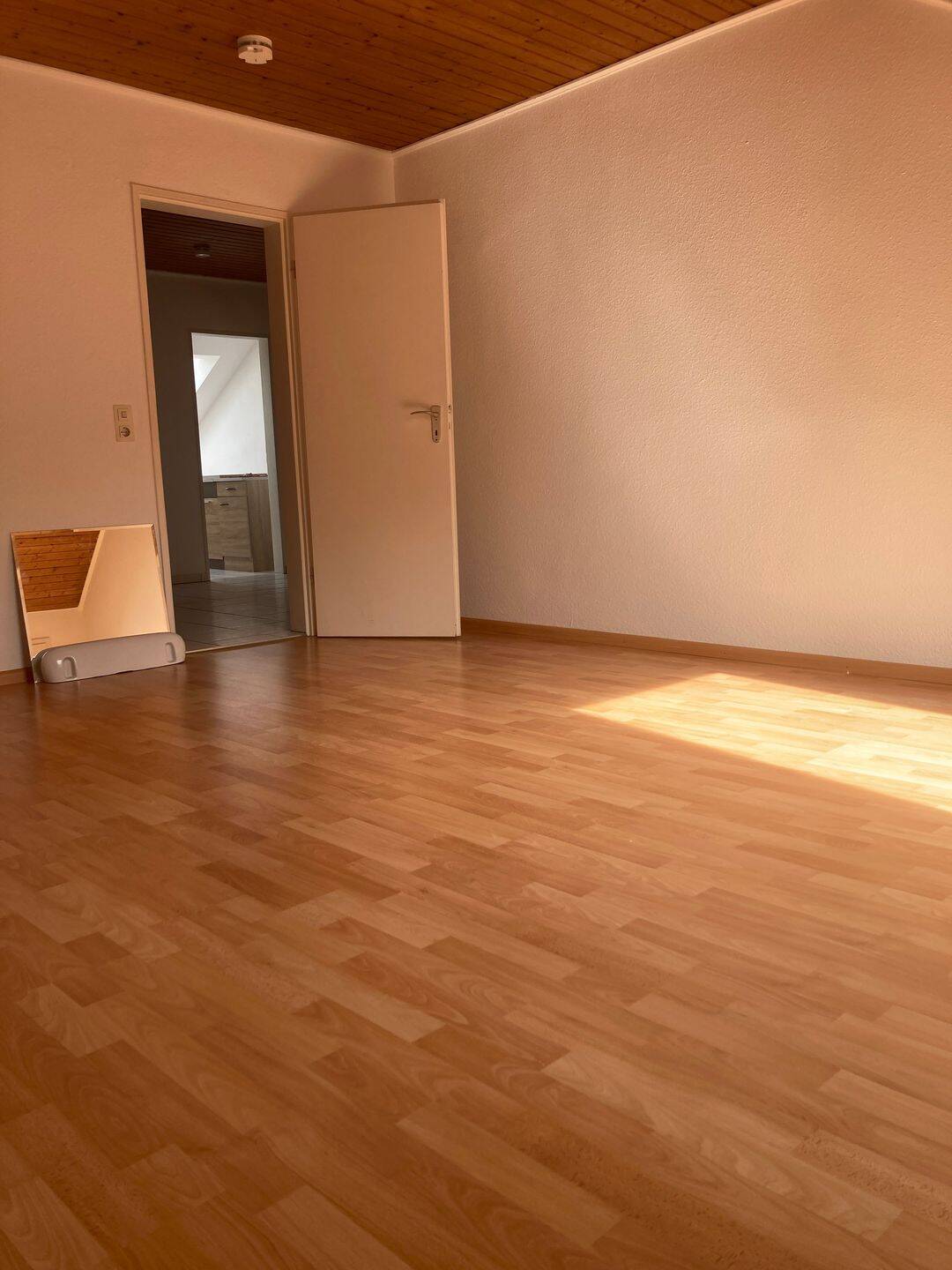 Schöne 2-Zimmer-Wohnung im Dachgeschoss – Umkirch – Vorschaubild 9