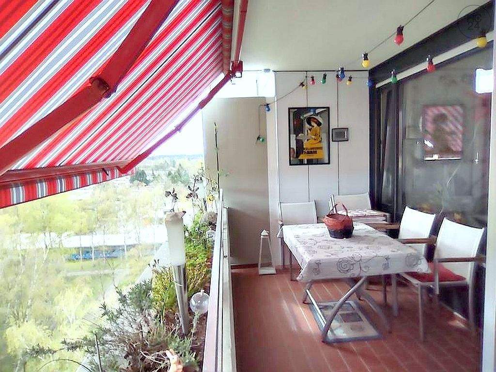 Schöne, möblierte 2-Zimmer-Wohnung mit WLAN, Stellplatz und Balkon in Nürnberg Neuselsbrunn – Nürnberg – Vorschaubild 4