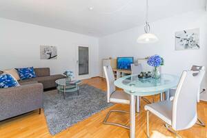 Gepflegt möblierte 2-Zimmer-Wohnung mit Balkon – 63067 Offenbach am Main – Vorschaubild 3