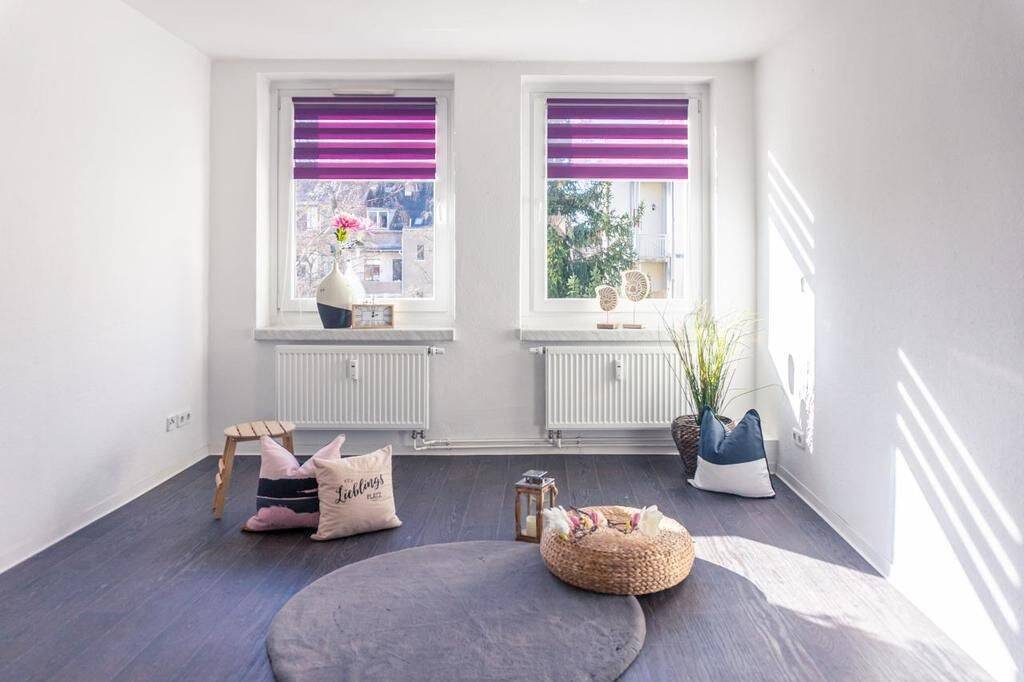 Nahe Parkanlage gelegene 3-Raum-Wohnung mit Balkon – Chemnitz – Vorschaubild 3