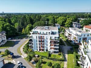 Neuwertige Etagenwohnung im OxPark mit großem Balkon und traumhaftem Ausblick ins Grüne