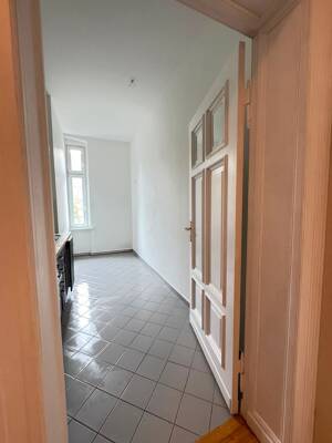 **Besichtigung: Sa., 08.08. um 12:15 Uhr** Wohnen im stilvollen Altbau nahe Schloss Sanssouci! – 14471 Potsdam – Vorschaubild 7
